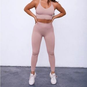 NWOT XS SET ACTIVE Amethyst Colored Sculptflex Leggings